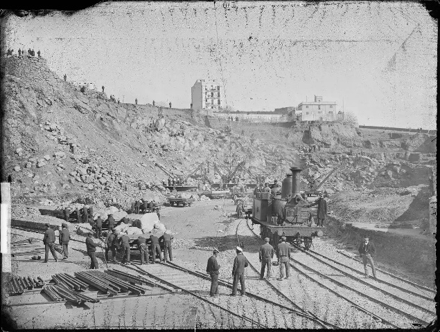 Presoners treballant a la pedrera del port (1872)