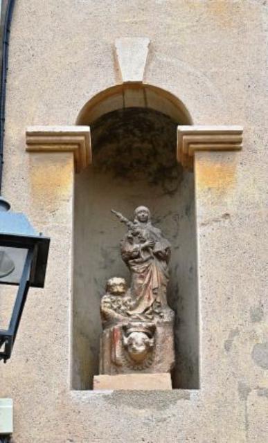 Capelleta votiva de Santa Tecla al carrer de les Coques