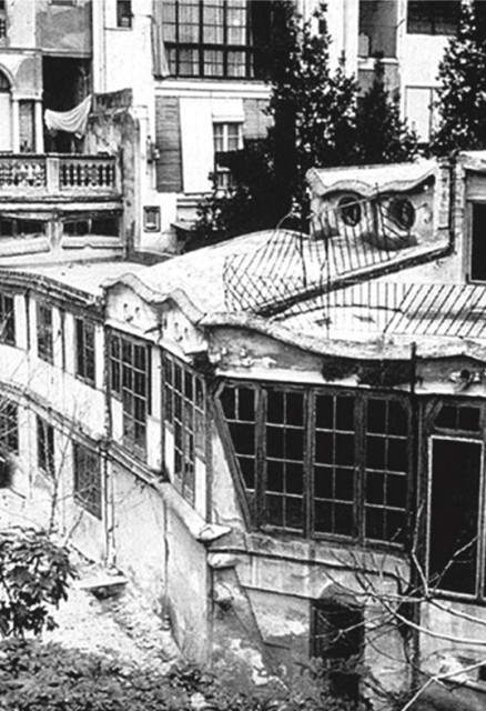 Pati exterior abans de la reforma